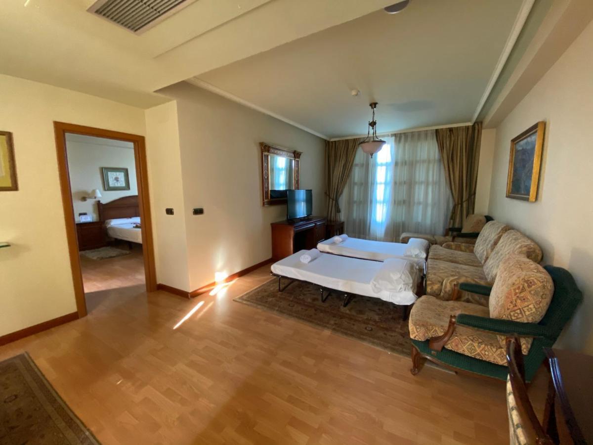 Hotel Lasa Sport Valladolid Dış mekan fotoğraf