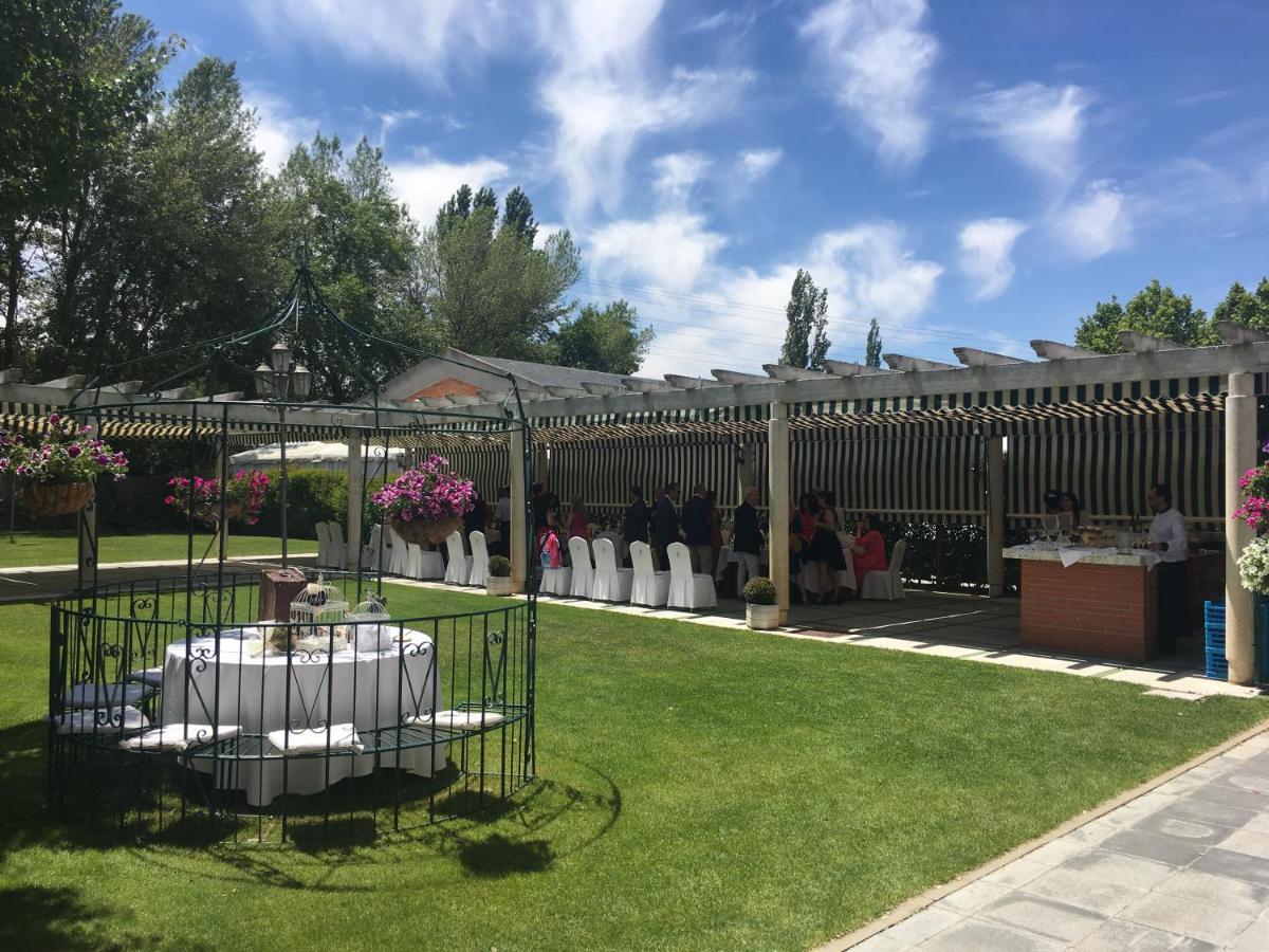 Hotel Lasa Sport Valladolid Dış mekan fotoğraf