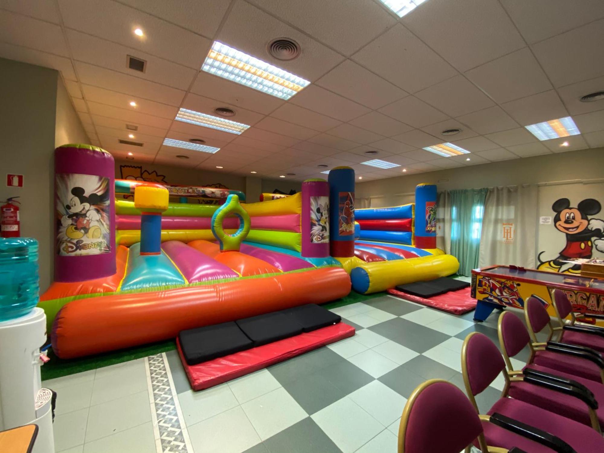 Hotel Lasa Sport Valladolid Dış mekan fotoğraf