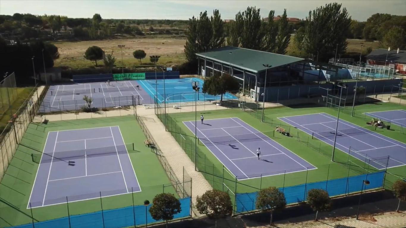 Hotel Lasa Sport Valladolid Dış mekan fotoğraf