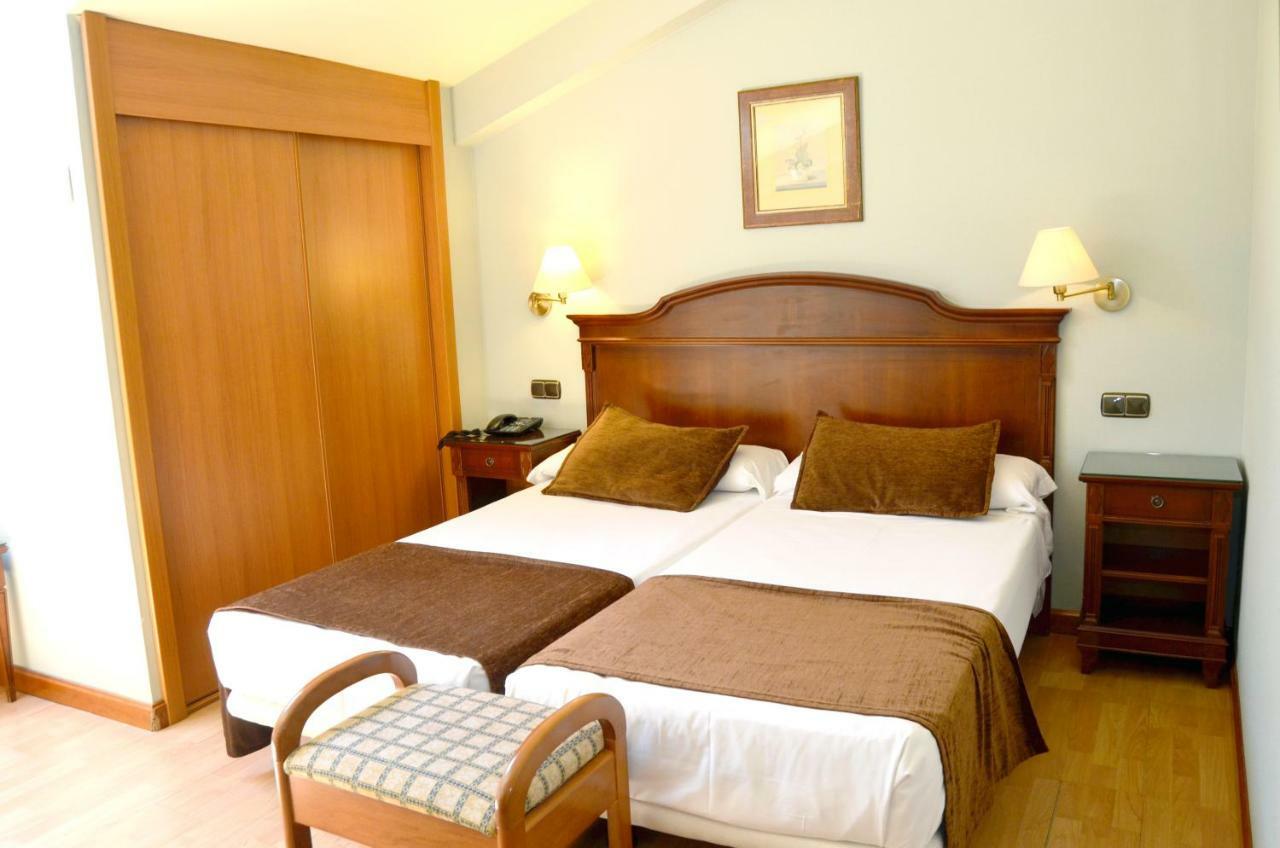 Hotel Lasa Sport Valladolid Dış mekan fotoğraf